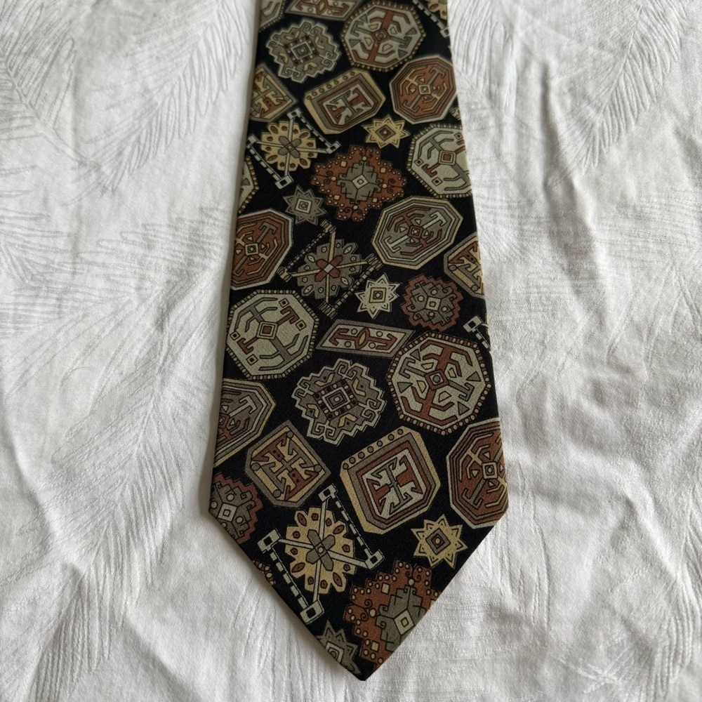 Vintage Oscar de la Renta silk tie